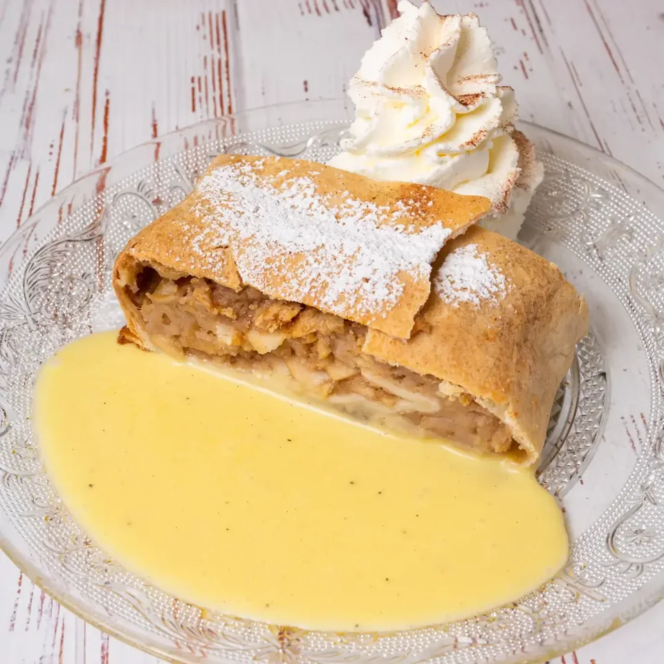 Warmer Apfelstrudel